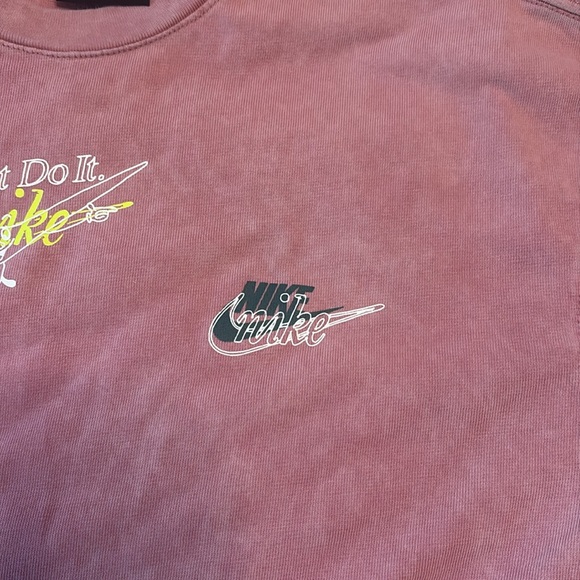 Nike Men's Short Sleeve Tee - Picture 4 of 5
